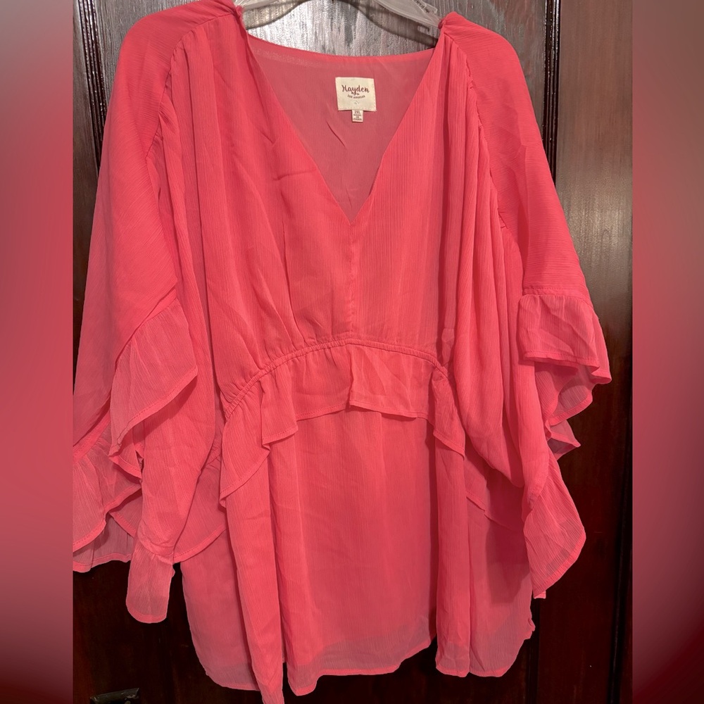 Women’s plus shirt 💕